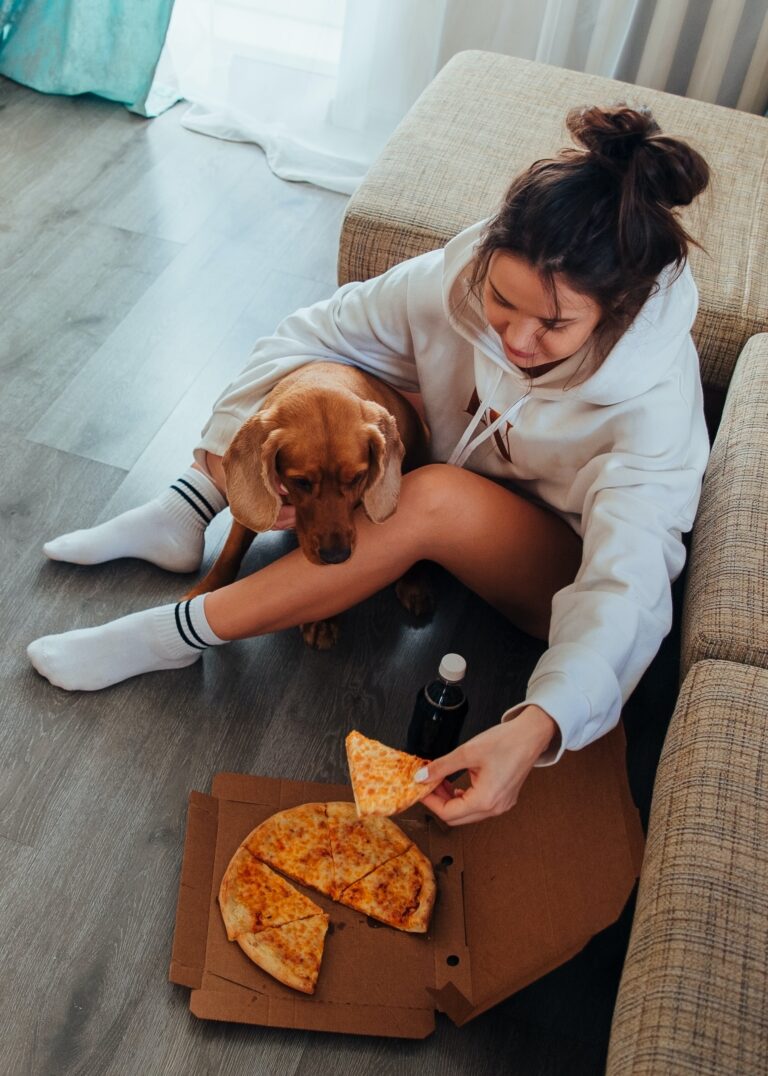 “Decoding Canine Nutrition: The Science-Backed Guide on Human Foods Your Dog Can and Can’t Eat”