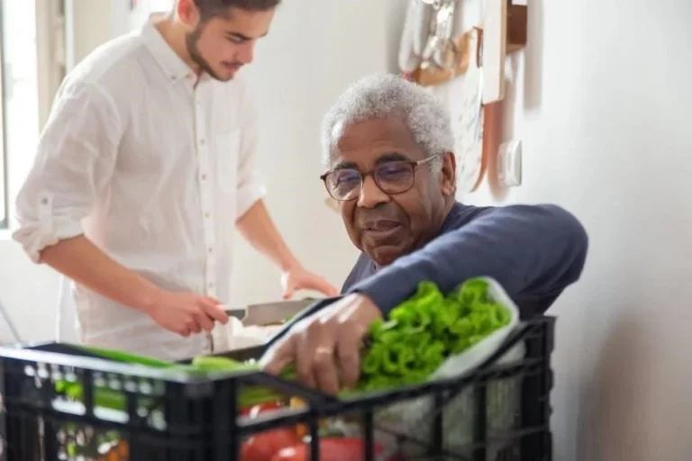Manhattan Senior Living: Home Care Options in Hell’s Kitchen