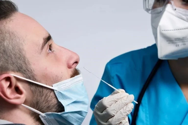 Managing Long-COVID: Nursing Protocols for Senior Recovery at Home