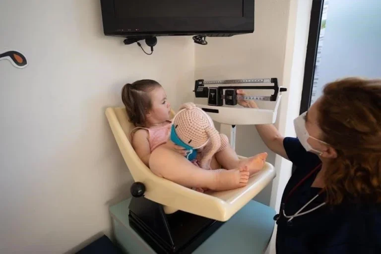 Why Medically Complex Children Need RN Oversight at Home