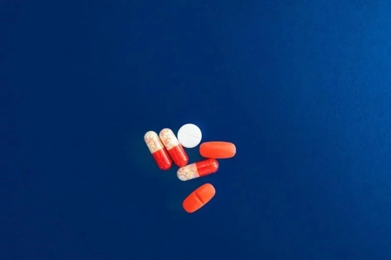 Foundayo vs. Ozempic: A Nurse’s Guide to the Newest Weight Loss Meds
