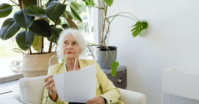 Home Safety Checklist for Seniors in New York: Room by Room