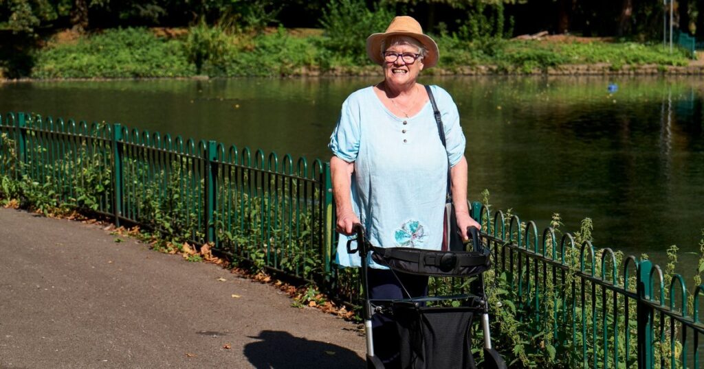 Osteoporosis in Older Adults: Symptoms, Pain, Treatment and Fracture Prevention